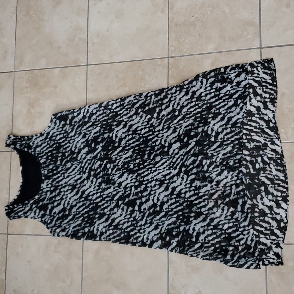 Mika & Gali Animal Patterned Black Gray Sleeveless Dress sz S